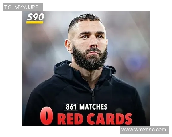 捡垃圾的足球球星:他如何通过默默奉献成为场上不可或缺的英雄 捡垃圾的足球球星:他如何通过默默奉献成为场上不可或缺的英雄