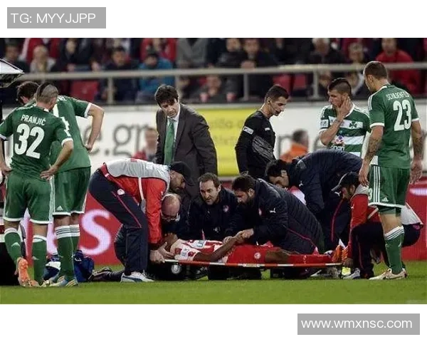 足球场上惨遭昏厥身亡的球星事件引发关注